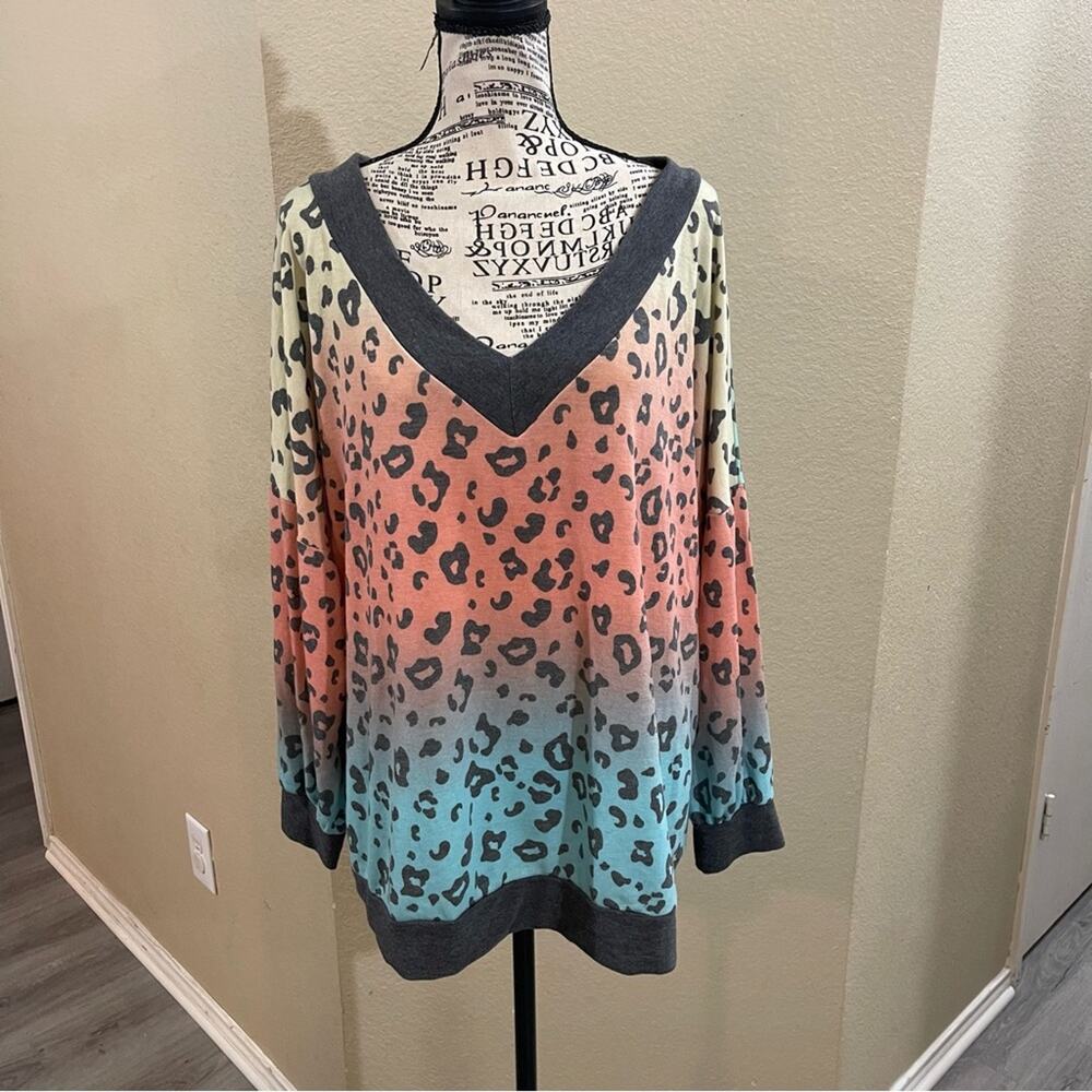 Emerald multi color print top sz 1x‎